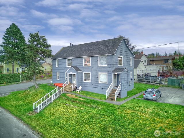 1018 Wall Street SE, Everett, WA 98201