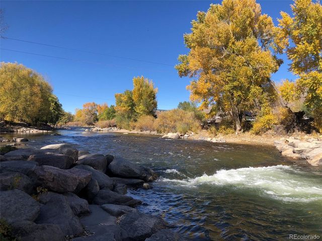 130 W Sackett Avenue F, Salida, CO 81201