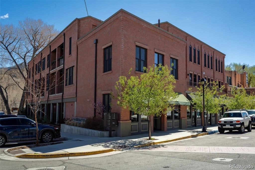 130 W Sackett Avenue F, Salida, CO 81201