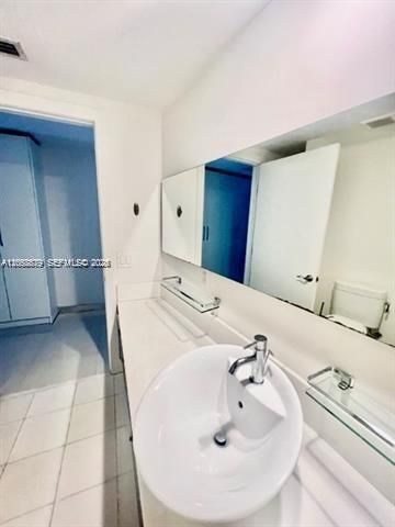 2950 NE 188th Street 231, Aventura, FL 33180