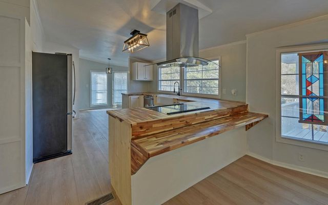 49 Golden Pond, Marble, NC 28905