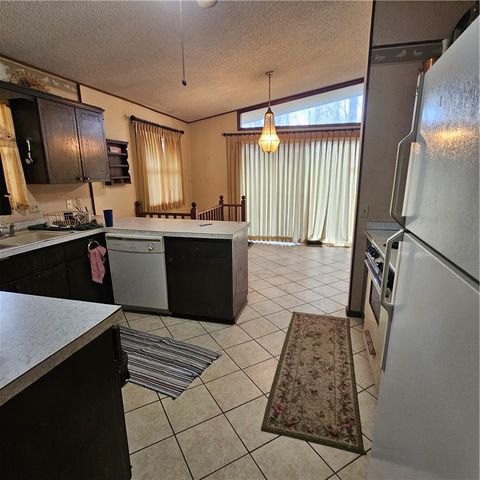 28 Haverhill Drive, Bella Vista, AR 72714