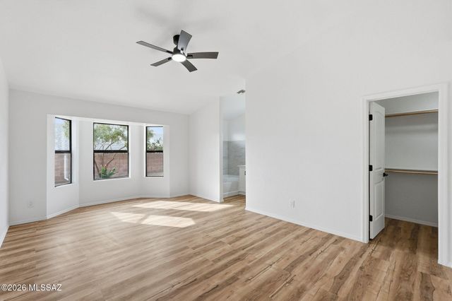 2821 W Darley Woods Drive, Tucson, AZ 85742