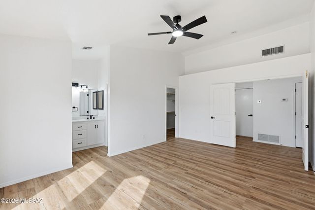 2821 W Darley Woods Drive, Tucson, AZ 85742