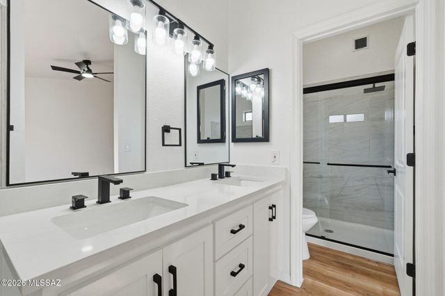 2821 W Darley Woods Drive, Tucson, AZ 85742