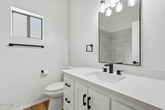 2821 W Darley Woods Drive, Tucson, AZ 85742