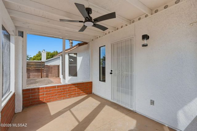 2821 W Darley Woods Drive, Tucson, AZ 85742