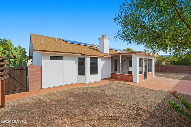 2821 W Darley Woods Drive, Tucson, AZ 85742