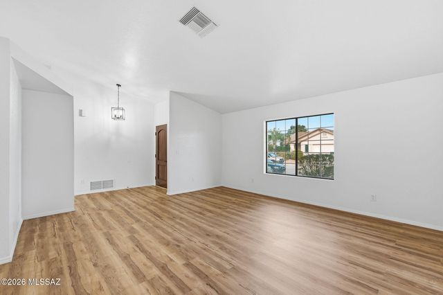 2821 W Darley Woods Drive, Tucson, AZ 85742