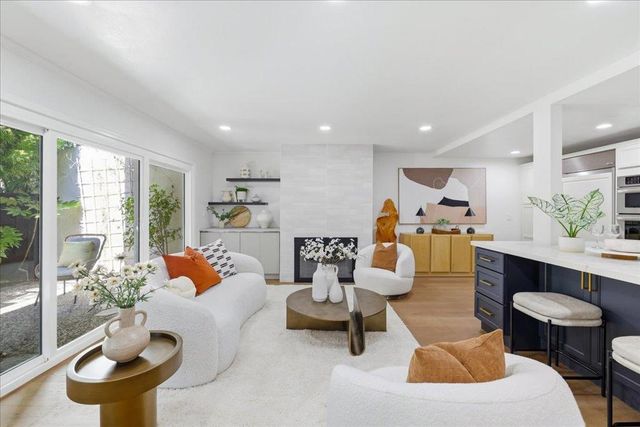 2442 Sharon Oaks Drive, Menlo Park, CA 94025