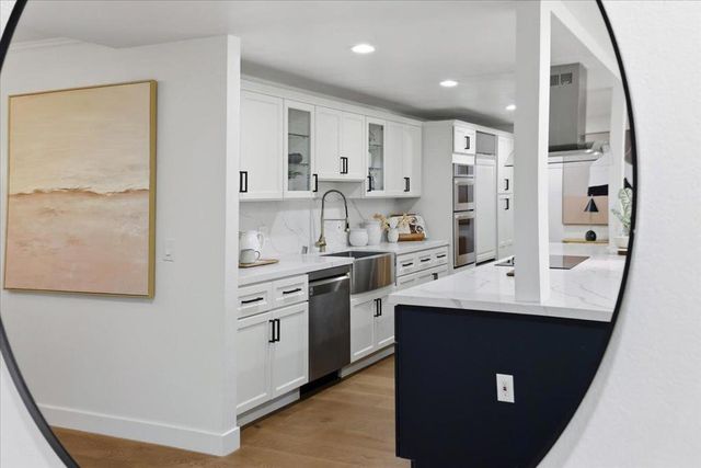 2442 Sharon Oaks Drive, Menlo Park, CA 94025