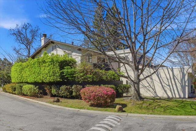 2442 Sharon Oaks Drive, Menlo Park, CA 94025