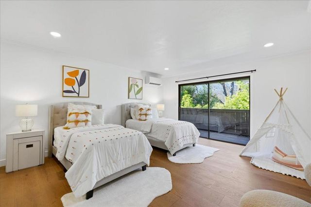 2442 Sharon Oaks Drive, Menlo Park, CA 94025