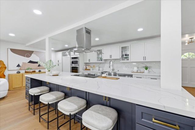 2442 Sharon Oaks Drive, Menlo Park, CA 94025