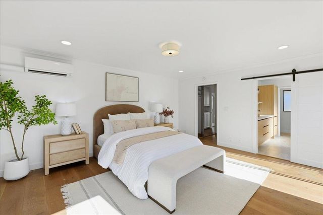 2442 Sharon Oaks Drive, Menlo Park, CA 94025