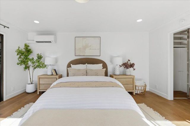 2442 Sharon Oaks Drive, Menlo Park, CA 94025