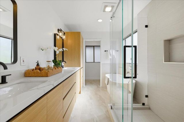 2442 Sharon Oaks Drive, Menlo Park, CA 94025