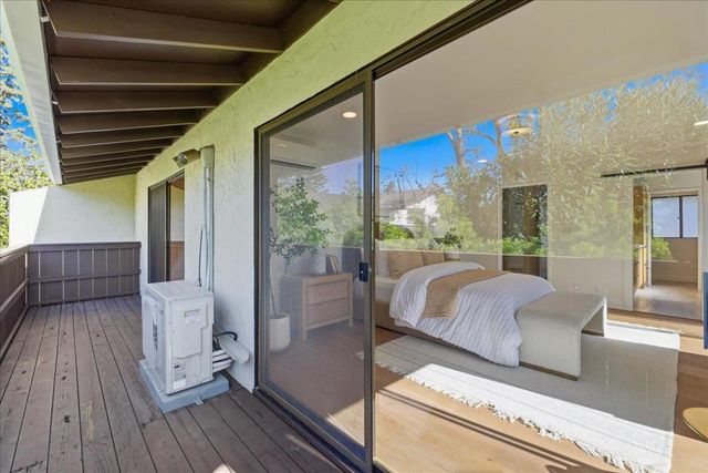 2442 Sharon Oaks Drive, Menlo Park, CA 94025