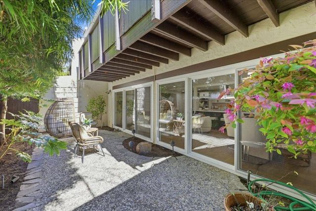 2442 Sharon Oaks Drive, Menlo Park, CA 94025