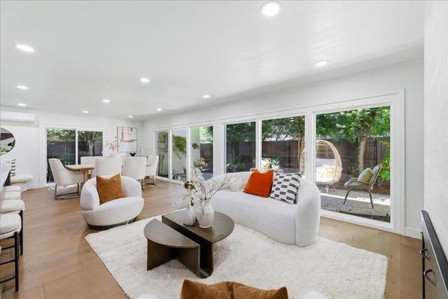 2442 Sharon Oaks Drive, Menlo Park, CA 94025