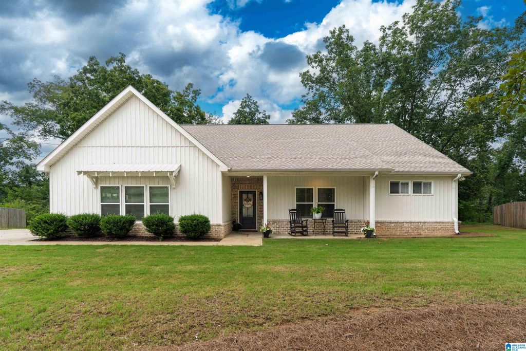 6526 MOUNTAIN RIDGE ROAD, Trussville, AL 35173