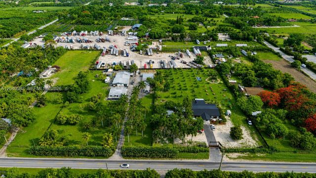 19790 SW 136th St, Miami, FL 33196