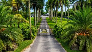 19790 SW 136th St, Miami, FL 33196