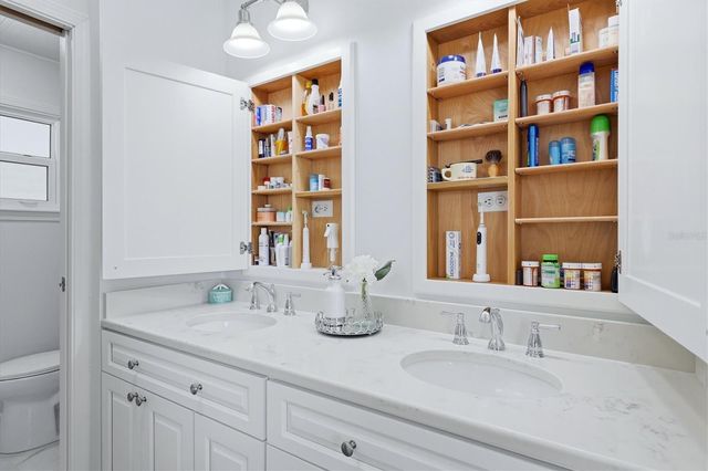 105 TORTOLA WAY, North Port, FL 34287