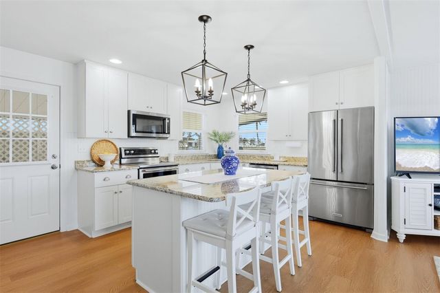 105 TORTOLA WAY, North Port, FL 34287