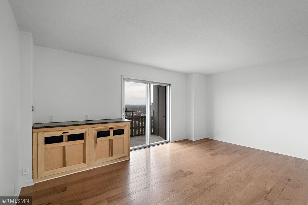 410 Groveland Avenue 1906, Minneapolis, MN 55403 — photo 3