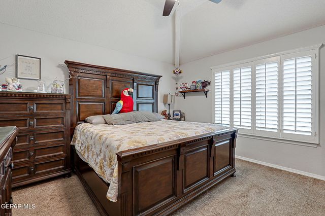 541 Kearney Way, El Paso, TX 79928