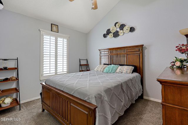 541 Kearney Way, El Paso, TX 79928