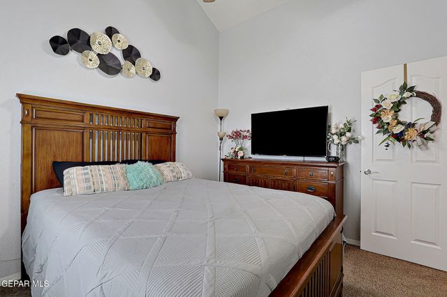 541 Kearney Way, El Paso, TX 79928