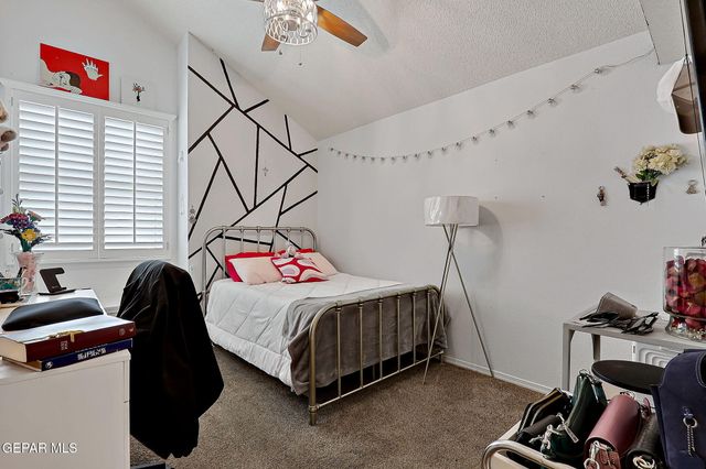 541 Kearney Way, El Paso, TX 79928