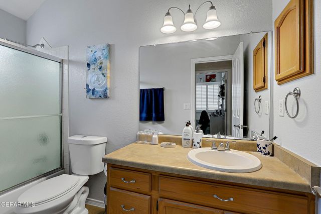 541 Kearney Way, El Paso, TX 79928