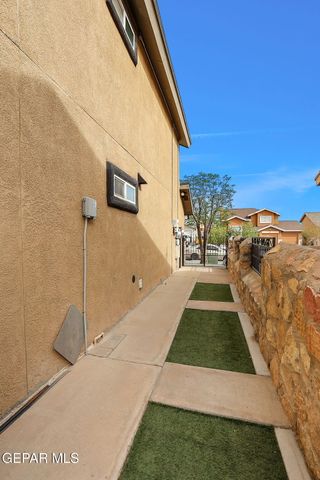541 Kearney Way, El Paso, TX 79928