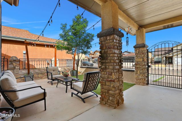 541 Kearney Way, El Paso, TX 79928