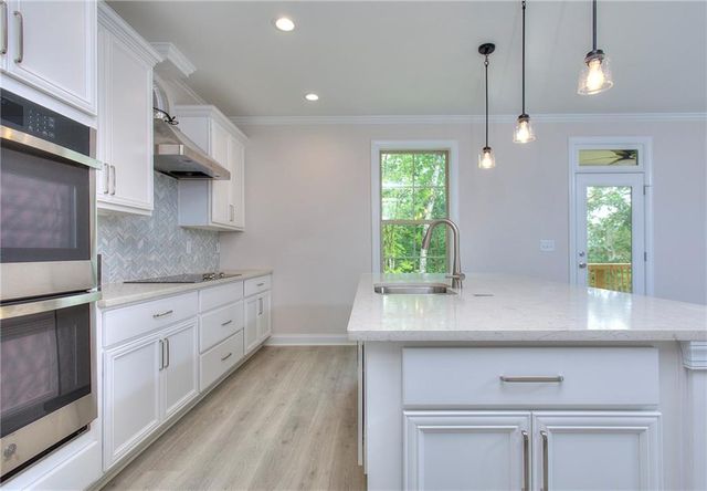 2010 Fontainbleau Drive, Conyers, GA 30094