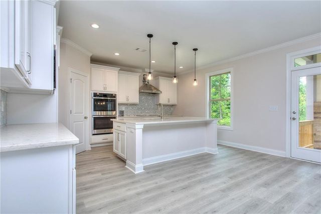 2010 Fontainbleau Drive, Conyers, GA 30094