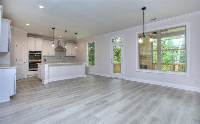 2010 Fontainbleau Drive, Conyers, GA 30094