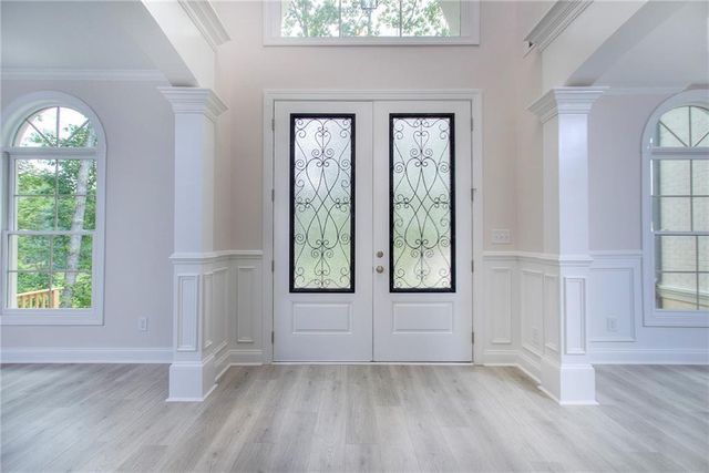 2010 Fontainbleau Drive, Conyers, GA 30094