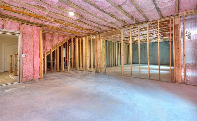 2010 Fontainbleau Drive, Conyers, GA 30094