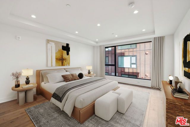 725 N Croft Avenue 103, Los Angeles, CA 90069