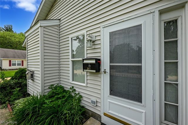 3117 Dorchester Court, Akron, OH 44312