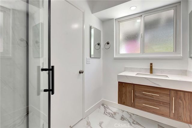 3242 Yellowtail Drive, Los Alamitos, CA 90720