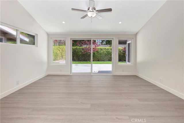 3242 Yellowtail Drive, Los Alamitos, CA 90720