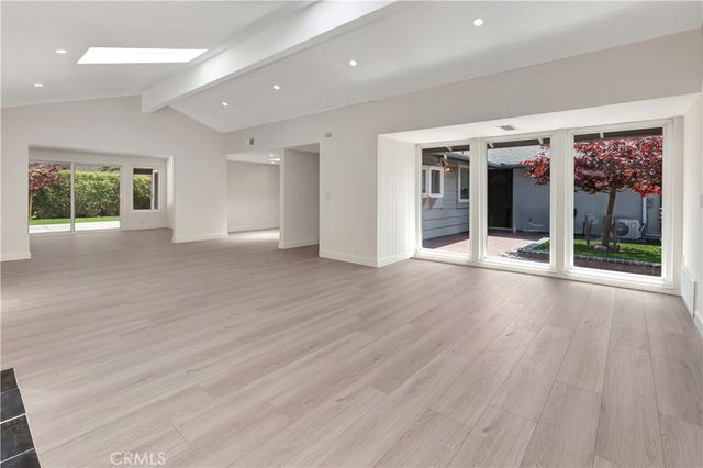3242 Yellowtail Drive, Los Alamitos, CA 90720