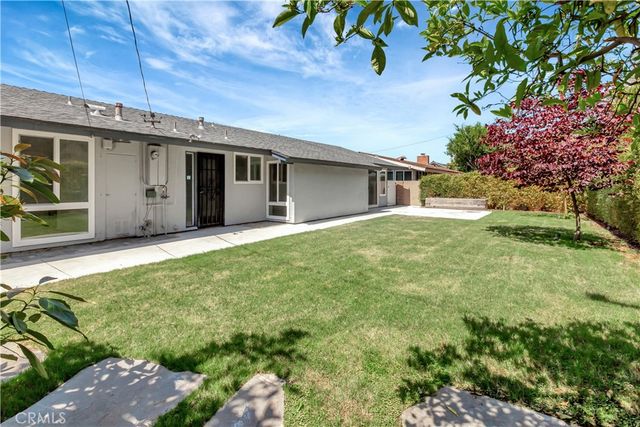 3242 Yellowtail Drive, Los Alamitos, CA 90720
