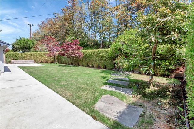 3242 Yellowtail Drive, Los Alamitos, CA 90720