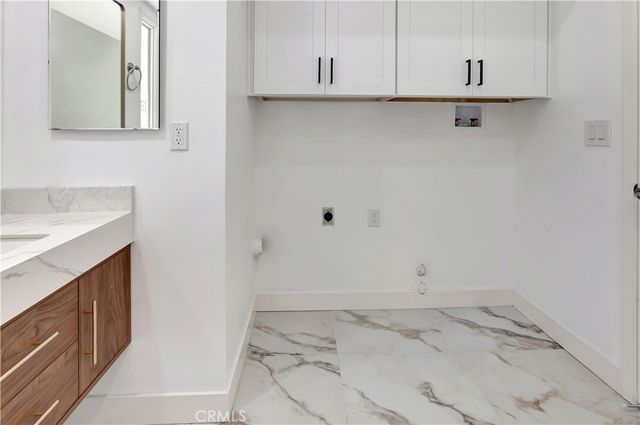 3242 Yellowtail Drive, Los Alamitos, CA 90720